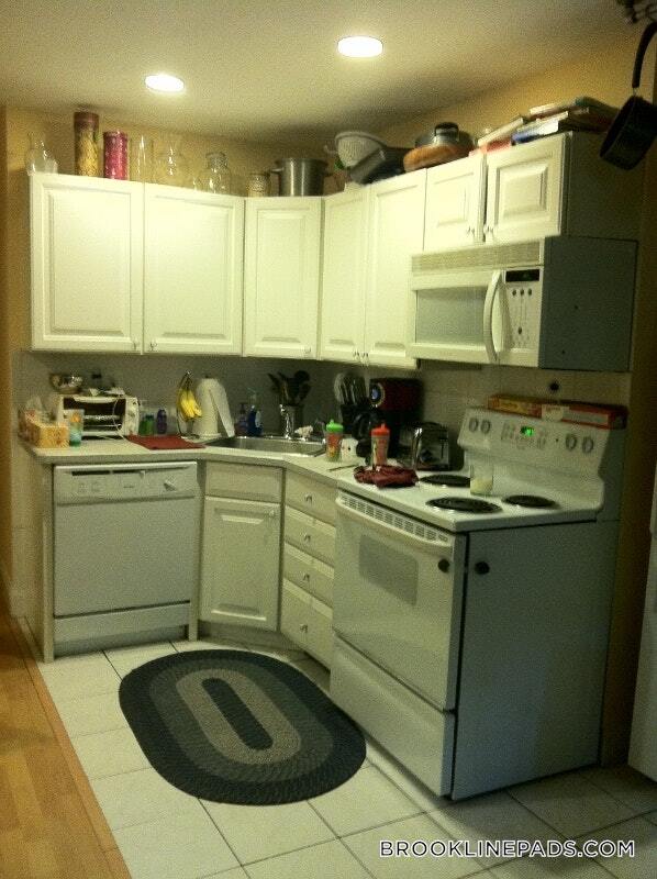 Building Photo - 12 Dean Rd