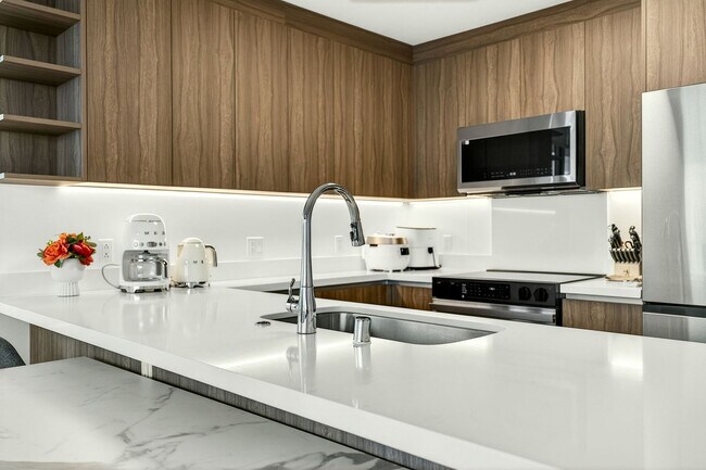 Building Photo - High-Rise Retreat | Panoramic Ocean & City Views