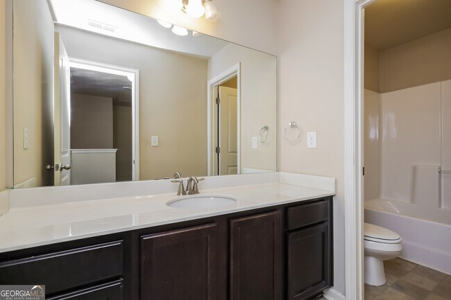 Building Photo - 1209 Creek Crossing Dr