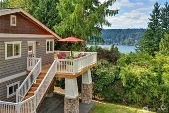 Building Photo - 5Bd/3.5Ba Newcastle House