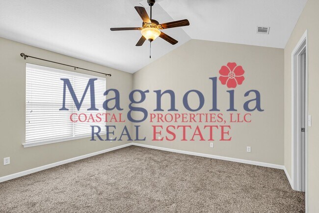 Building Photo - 3 Bedroom 2.5 Bathroom 1488 sf townhome in Cypress Point - Richmond Hill