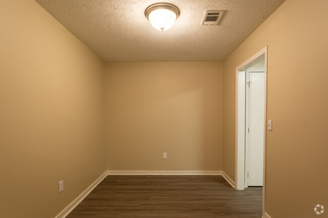 2BR,2BA 1018 sqft - Cambridge Apartments