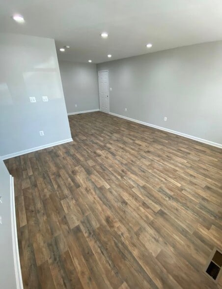 Building Photo - 7041 Soulier Ln