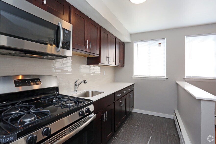 Chapelcroft Apartments 9629 Bustleton Ave Philadelphia PA 19115