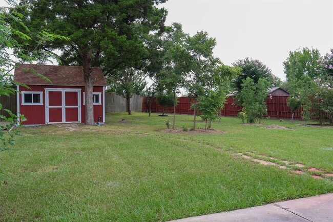 Building Photo - 11406 Greens Ct