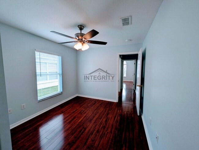 Building Photo - 30549 Tremont Dr