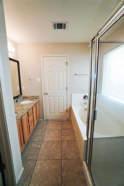 Building Photo - 14501 Ballycastle Trail