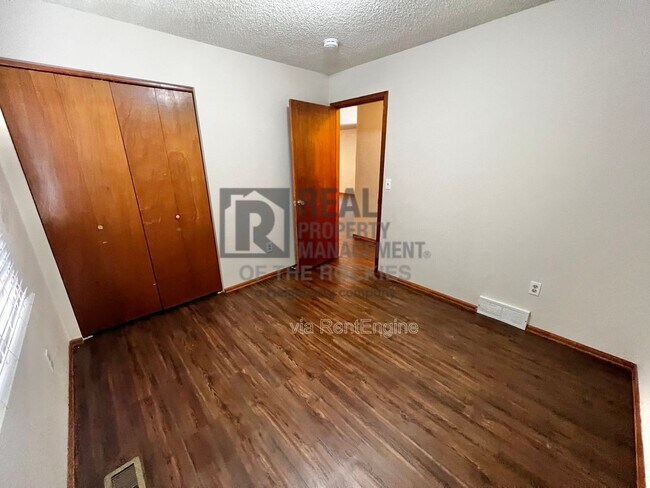 Building Photo - 4224 Wolf Creek Ct