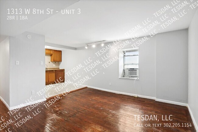 Building Photo - 1313 W 8th St