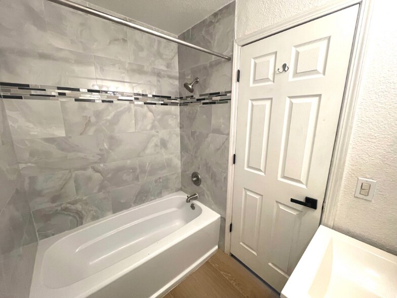 Building Photo - 3177 Gawain Dr