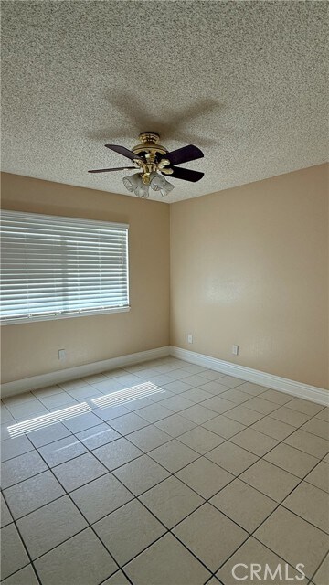 Building Photo - 10275 Banyan St
