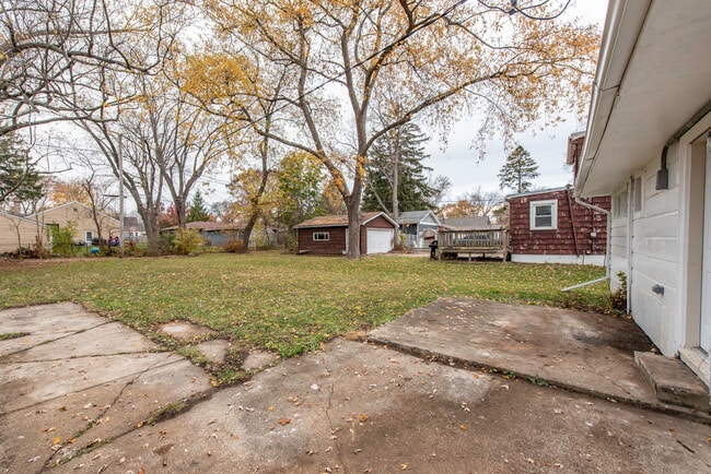 Building Photo - 922 Landon Ave