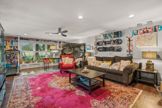 Building Photo - 4BR Golf Course Home in Bermuda Run with EV Charger