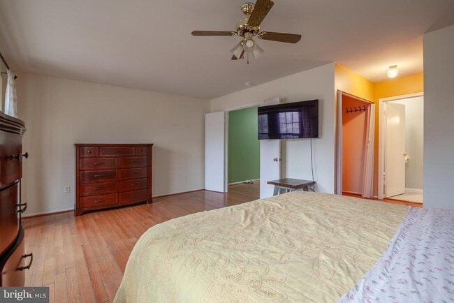 Building Photo - 14624 Monmouth Dr