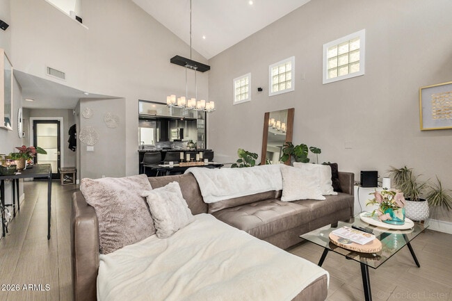 Building Photo - 4225 N 21st St