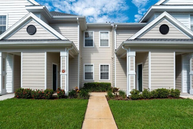 Primary Photo - 330 Southern Pecan Cir