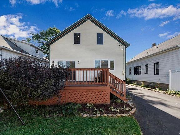Building Photo - 78 Chamberlin Dr