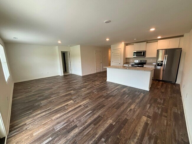 Building Photo - 235 Pine Ridge Drive