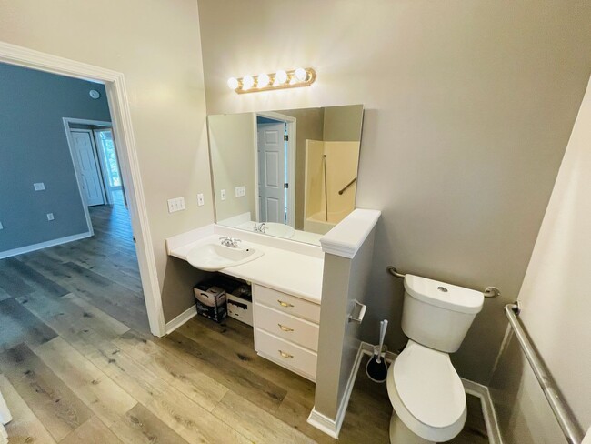 Building Photo - 3BR/2BA For Rent