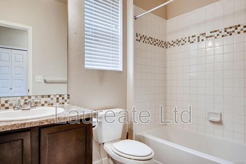 Building Photo - 2069 W 67th Pl