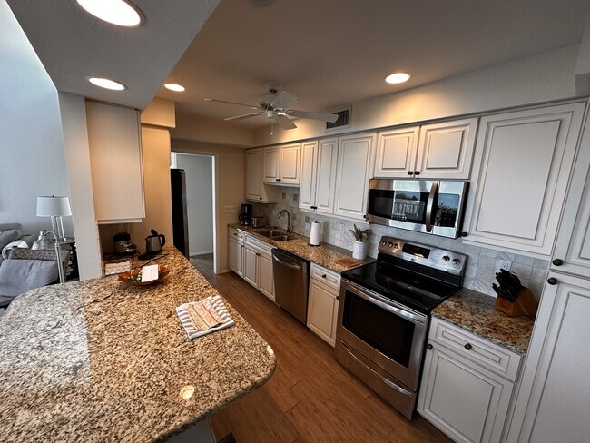 Building Photo - 500 Park Blvd S