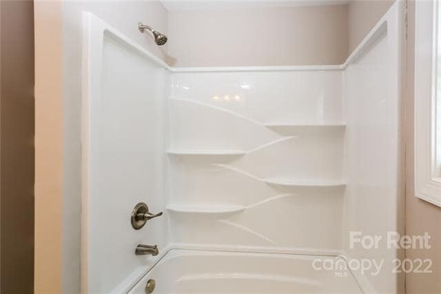 Building Photo - 1 Hickory St SW