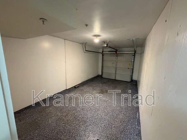 Building Photo - 1152 Faulkner