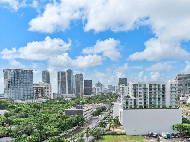Building Photo - 4250 Biscayne Blvd