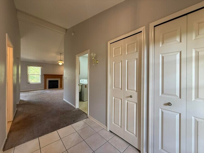 Building Photo - 1788 Wexford Dr