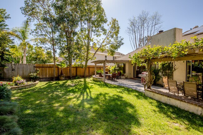 Building Photo - 3258 Lower Ridge Rd