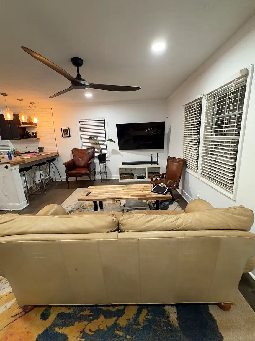 Building Photo - Room in Duplex on Polar Rock Pl SW
