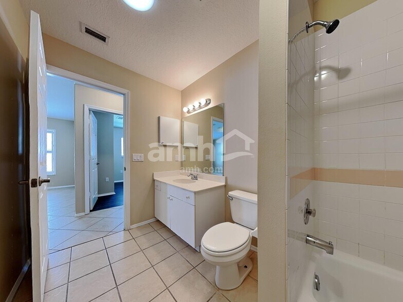 Building Photo - 3502 49th Ave E