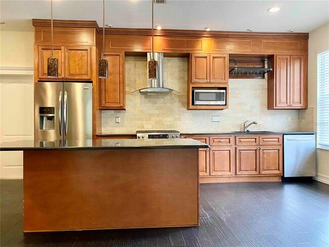 Building Photo - 10503 Chilmark Way