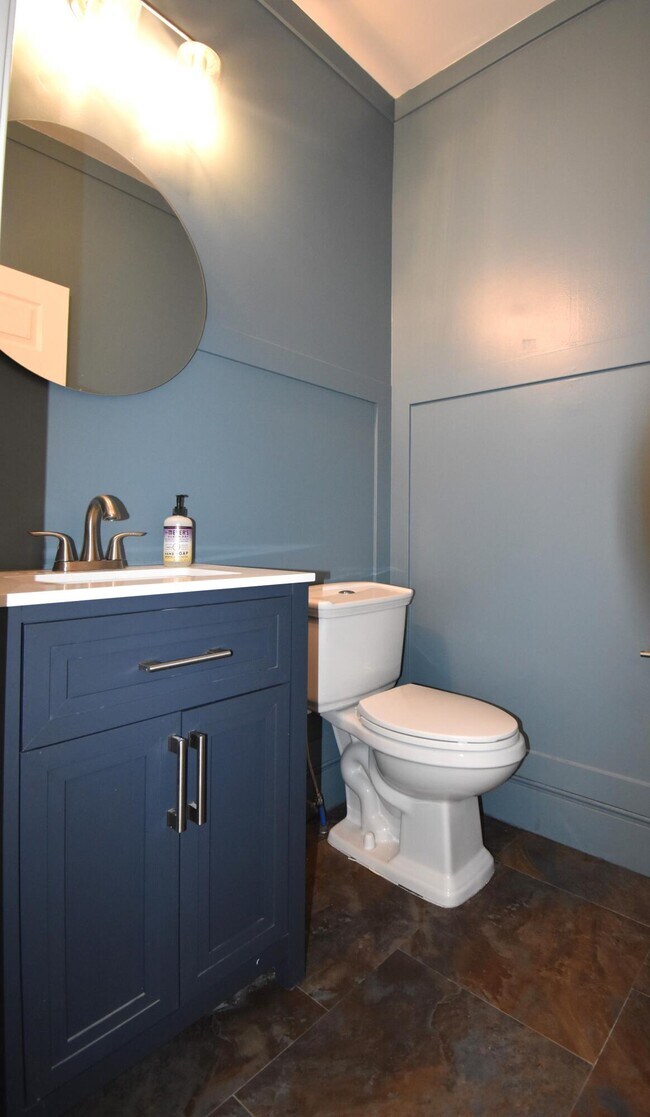 Building Photo - 44725 Ellery Ln