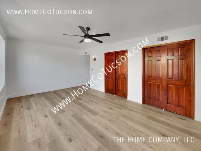 Building Photo - 5788 E Paseo Cimarron