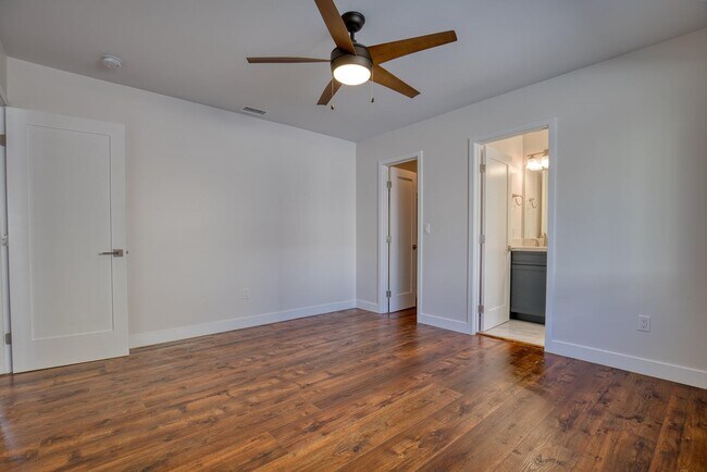 Building Photo - 1628 Thomas Ave