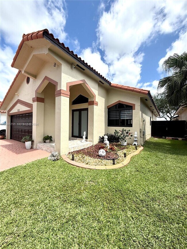 Building Photo - 8731 NW 153rd Terrace