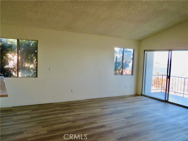 Building Photo - 3935 Bluff Pl