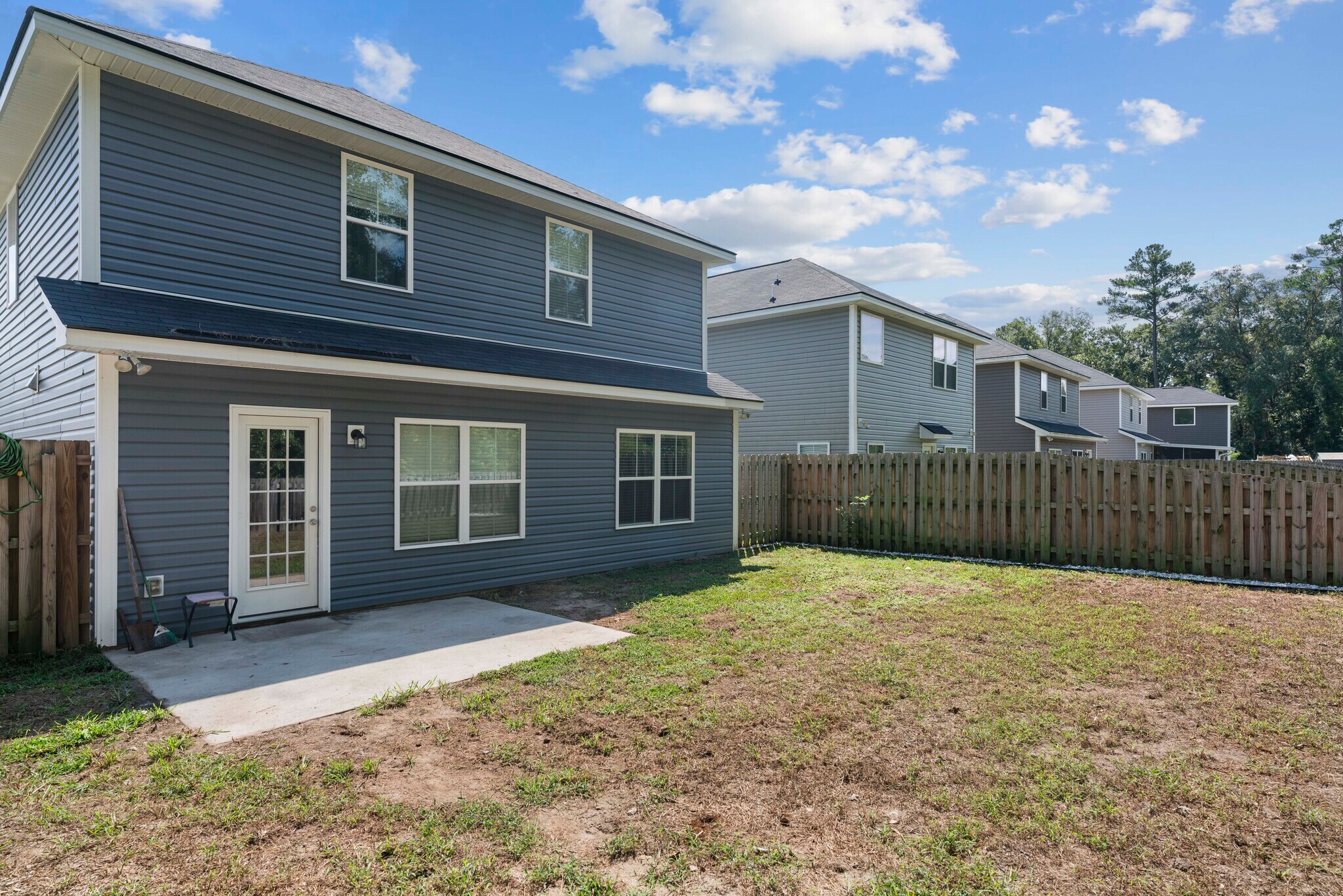 Building Photo - 767 Fairview Cir