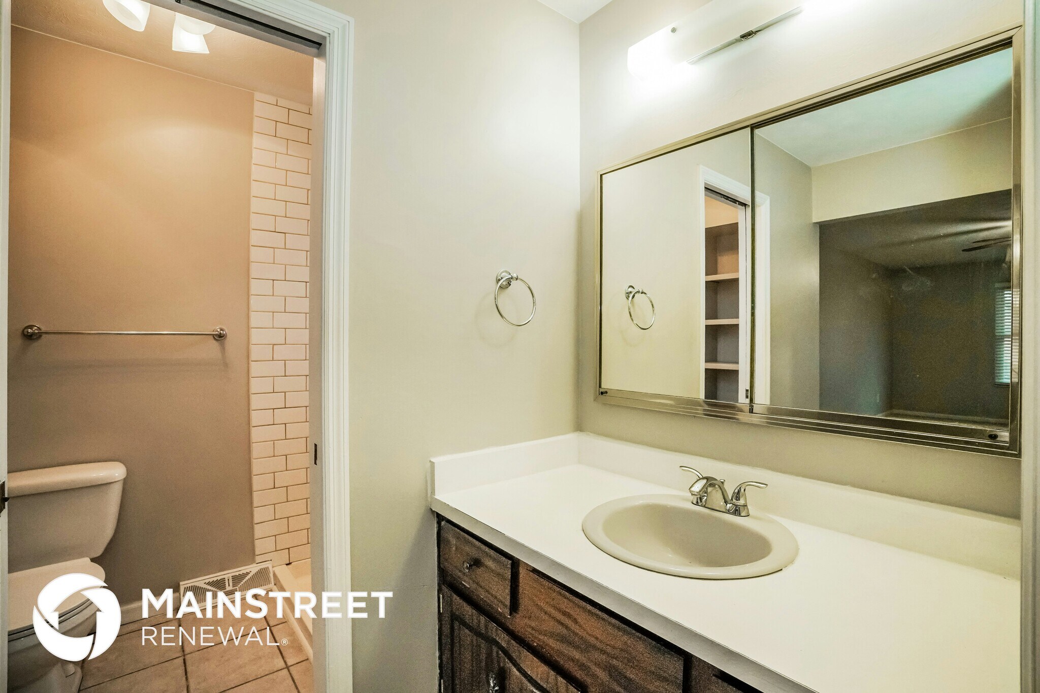 Building Photo - 1866 Faymeadow Ave