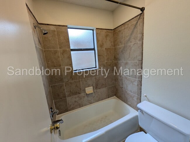 Building Photo - For Lease | Broken Arrow - Union Schools |...
