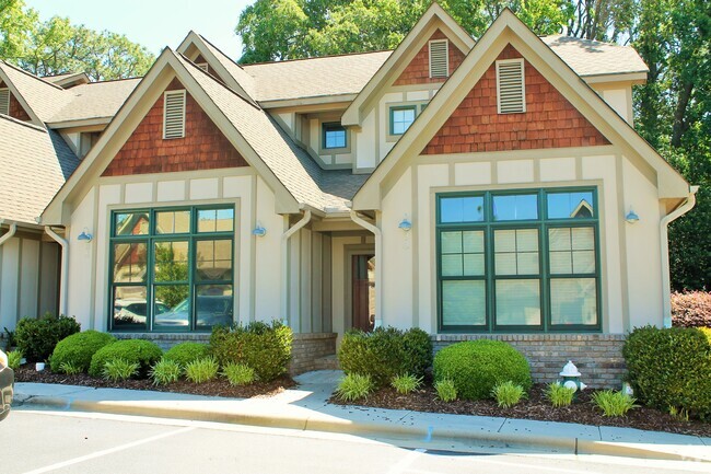 Building Photo - 33 Elk Ridge Ln