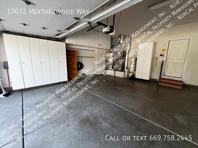Building Photo - 17032 Heatherwood Way