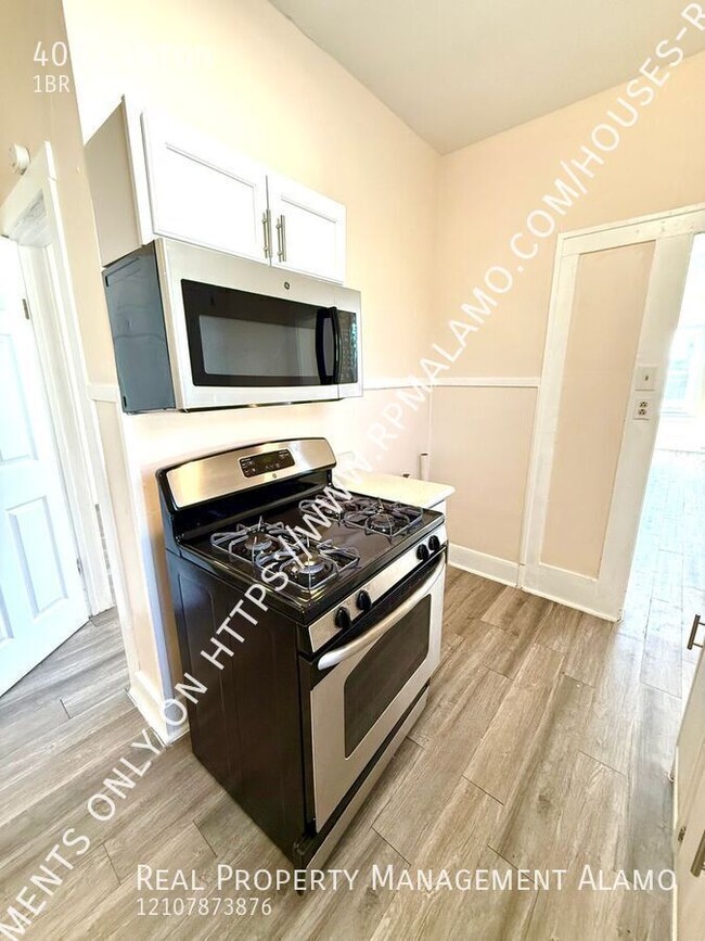 Building Photo - 409 Canton-