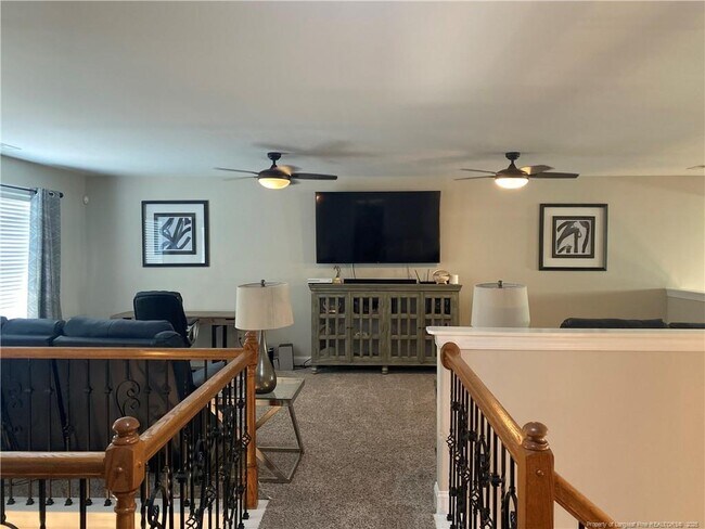 Building Photo - 28 Hawk Ridge Dr