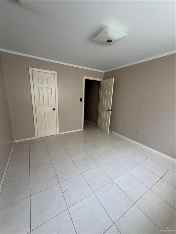 Building Photo - 414 N 37 1/2 St