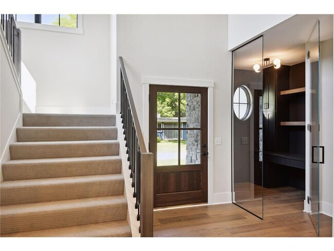 Building Photo - 21845 Byron Cir