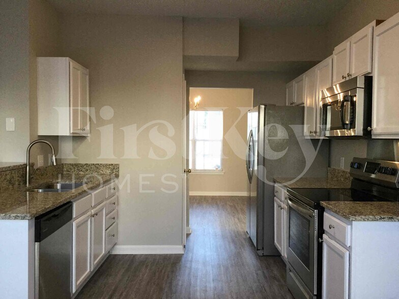 Building Photo - 5818 Andrew Ward Ave