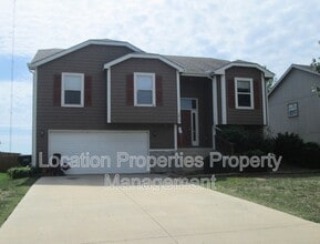Building Photo - 3815 Crossgate Terrace
