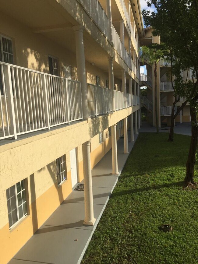 Building Photo - 6940 NW 179th St